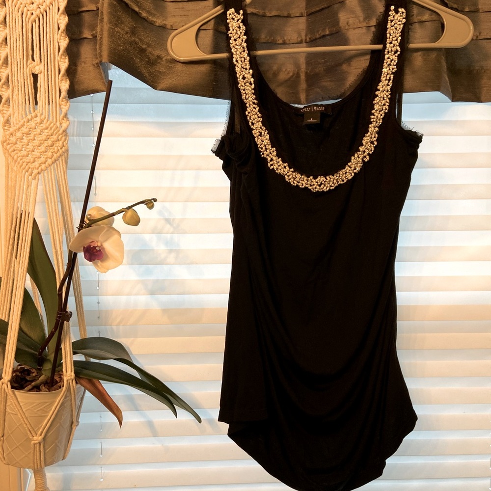 White House Black Market fitted tank